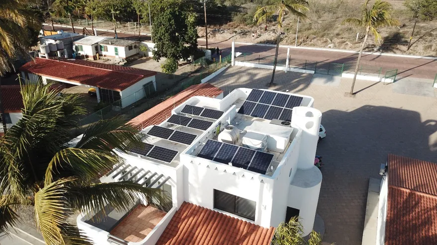 Vista aérea de instalación residencial